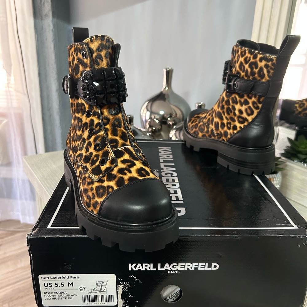 Karl Lagerfeld Boots with Black Details, NWT, fits more like a size 6